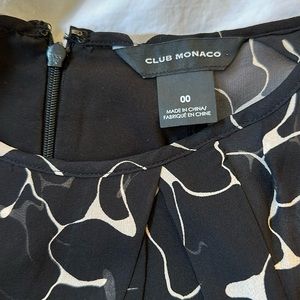 beautiful chic dress, bold pattern, day to evening